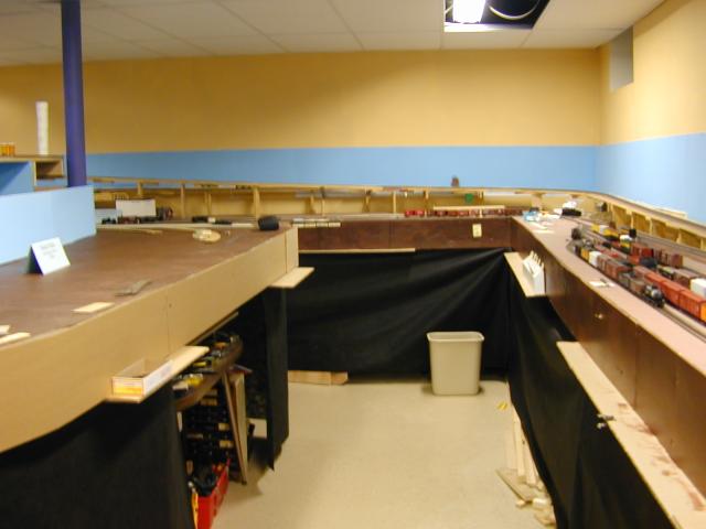 main aisle (facing the other way)